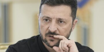 Zelenski dice que casi 700.000 rusos luchan contra tropas ucranianas en el frente