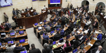 Reforma laboral en Colombia: cambios en recargos, contratos y trabajo en plataformas