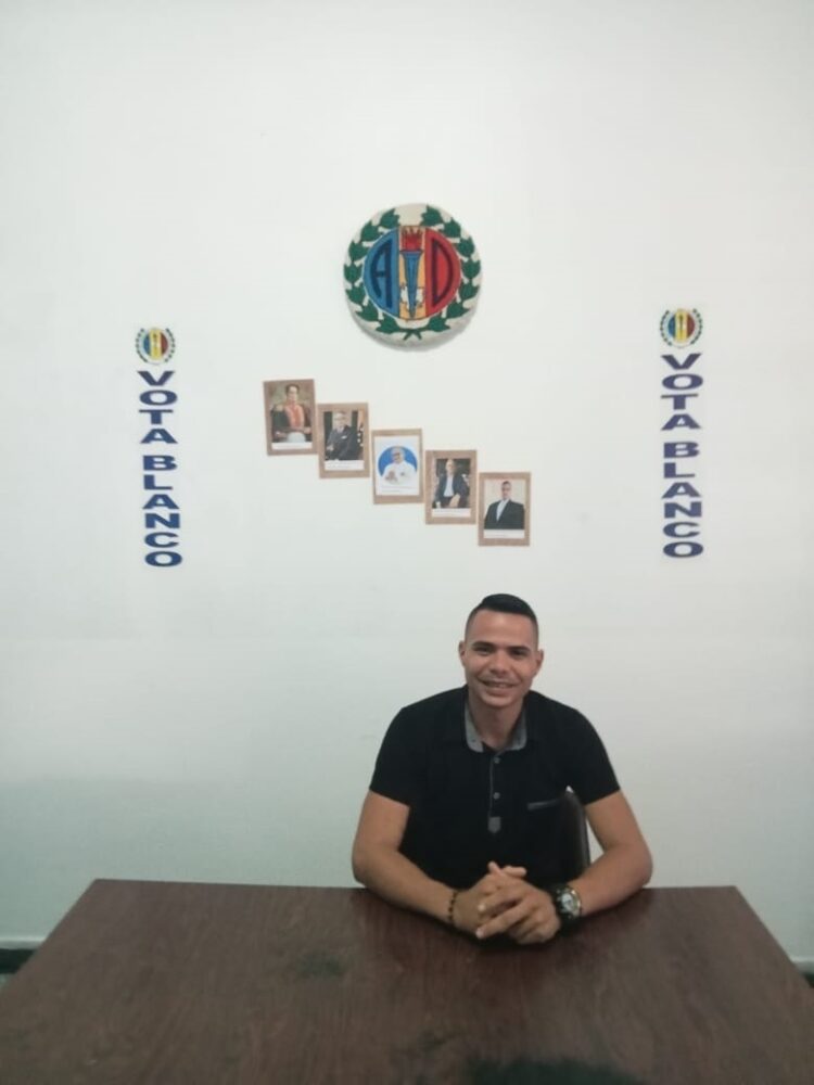 Yoander Bracamonte, secretario municupal de AD
