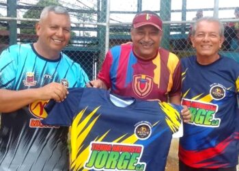 Seis equipos clasificaron para el hexagonal del fútbol máster