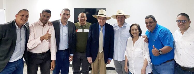 El apoyo de algunos alcaldes a Edmundo González, que resultó una farsa y engaño a la sociedad democrática (Fotos Archivo Digital)