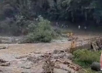 Gobernación de Mérida y Corpoelec trabajan en la recuperación del servicio eléctrico