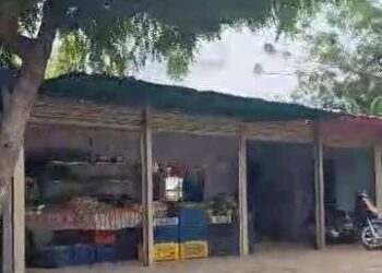 Invasores tomaron la calle de servicio del urbanismo Terrazas de la Pedregosa en El Vigía