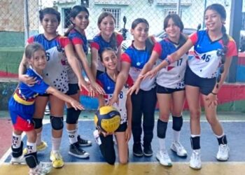 Cuarta jornada: talento joven brilla en el volibol “Los Pérez”