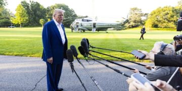 Trump afirma que Israel respetará el cese el fuego «en vigor» y no atacará a Irán