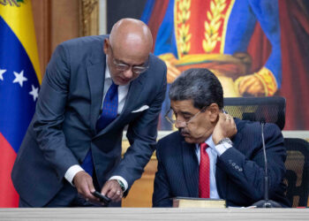 El chavismo dice que la consulta juvenil de julio será en más de 15.000 centros electorales