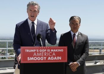 California demanda a Trump por desplegar de manera «ilegal» a la Guardia Nacional