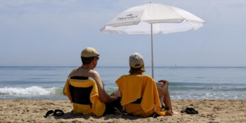 España afronta desde el sábado su primera ola de calor del verano rebasando los 40 grados