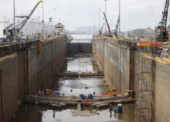 El Canal de Panamá dice que acuerdo portuario de Hutchison puede amenazar su neutralidad