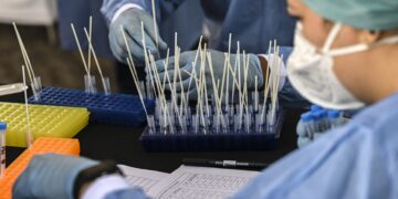 Colegio de Médicos de Zulia alertó por nueva variante del covid-19