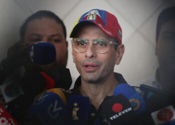 Capriles pide a EEUU respetar principio de solidaridad tras limitar visas a venezolanos