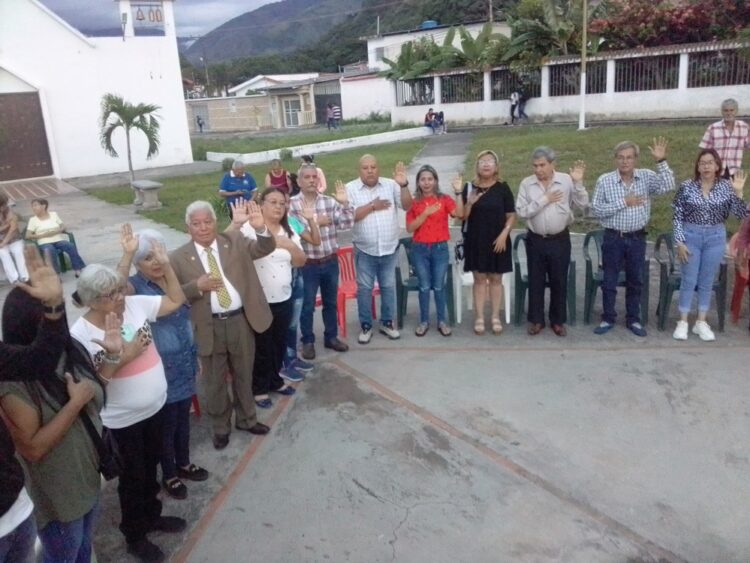 Voceros y voceras juran cumplir la LOCC