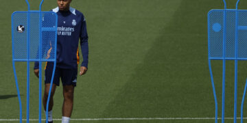 Mbappé, la gran duda para el debut del Madrid