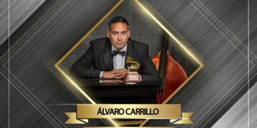 Álvaro Carrillo recibe el Premio Mara de Platino 2025 como uno de los 70 Grandes de Venezuela