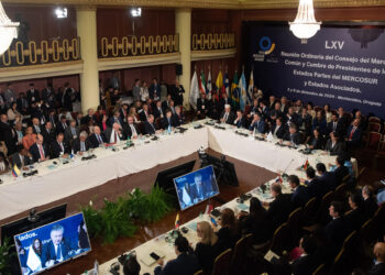 Reunión de ministros de Economía y titulares de Bancos Centrales abre cumbre del Mercosur