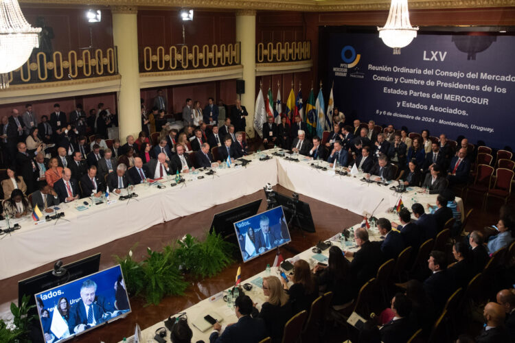 Fotografía de archivo de la cumbre semestral de presidentes de los países del Mercosur. EFE/ Sofía Torres