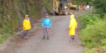 Boconó | Trabajan para abrir el paso en La Laguna de Los Cedros