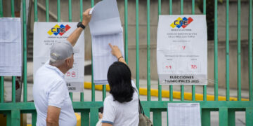 CNE extiende por dos horas más los comicios municipales