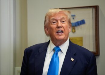 Trump pospone otros 90 días los aranceles a México tras hablar con Sheinbaum