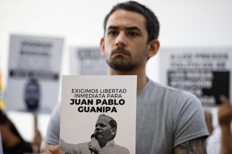 Fotografía de archivo de Ramón Guanipa, hijo del exdiputado y dirigente opositor venezolano Juan Pablo Guanipa, en Caracas (Venezuela). EFE/ Ronald Peña R
