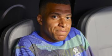 Mbappé se cita con el PSG en el verde tras una salida turbulenta y batallas judiciales
