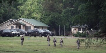 El campamento Mystic de Texas confirma la muerte de veintisiete campistas e instructores