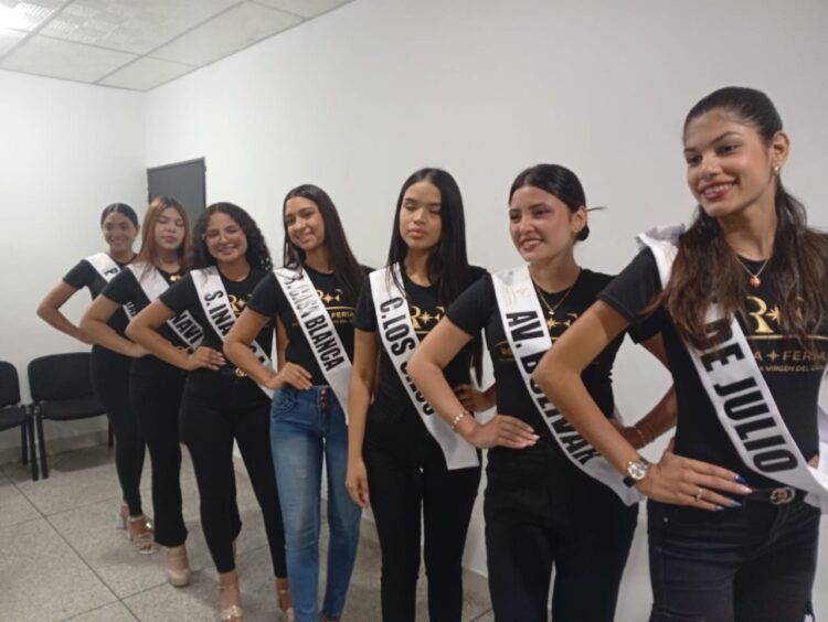 Las siete aspirantes al reinado de las ferias 53 de la Virgen del Carmen de Sabana de Mendoza.