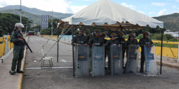 El comercio entre Colombia y Venezuela hace una pausa en la frontera por las elecciones