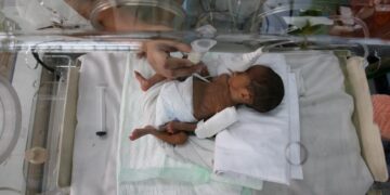 Filipinas denuncia la venta de bebés en línea entre peticiones para investigar mafias