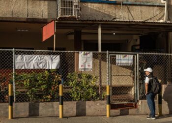 Maduro llama a los venezolanos a votar en las municipales: «Es un día de fiesta y de paz»