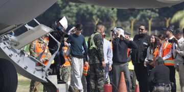 El fin del TPS llega “como un balde de agua fría” para hondureños y nicaragüenses en EEUU