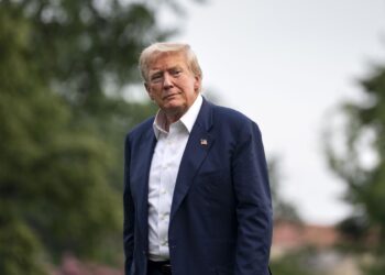 Trump dice que ya comenzó el plazo de 10 días para que Putin firme alto el fuego con Kiev
