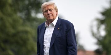 Trump dice que ya comenzó el plazo de 10 días para que Putin firme alto el fuego con Kiev