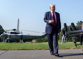 Trump asegura que «sucederá» un encuentro a tres con Zelenski y Putin