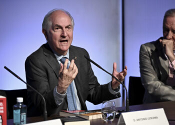 Ledezma alerta a Europa sobre Venezuela y pide que los españoles «cuiden su democracia»