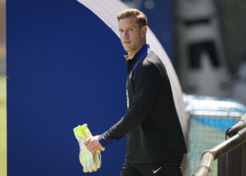 El Barça dice que Ter Stegen se ha operado «satisfactoriamente» pero no da tiempo de baja