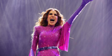 Gloria Trevi une a «miles de almas» en Madrid en un canto al amor, la igualdad y la música