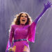Gloria Trevi une a «miles de almas» en Madrid en un canto al amor, la igualdad y la música