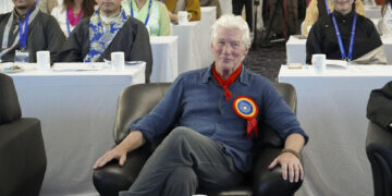 Richard Gere respalda la decisión del dalái y envía un mensaje a China: el mundo está observando