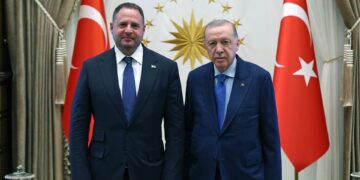 Erdogan recibe a la delegación ucraniana antes de la reunión con los rusos