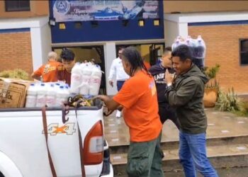 Comunidad china de Rivas Dávila brinda ayuda solidaria a afectados del páramo