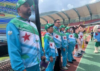 Mérida rumbo a la gloria: jóvenes atletas abanderados para los Juegos Escolares 2025