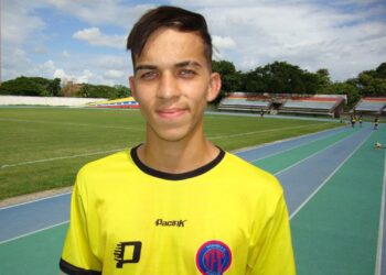 David Loreto volante de Titanes: “Buscaremos hacerle un gran juego a Trujillanos”