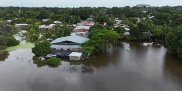 Más de 1.500 damnificados en Amazonas y Bolívar por crecida del río Orinoco