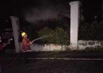Incendio eléctrico en la urbanización Hostería Jardín moviliza a bomberos en Boconó