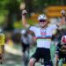 Pogacar se hace centenario en Ruán, Van der Poel retiene el maillot amarillo