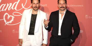 Mau y Ricky adelantan balada de su EP y Eslabón Armado lanza nuevo lamento amoroso