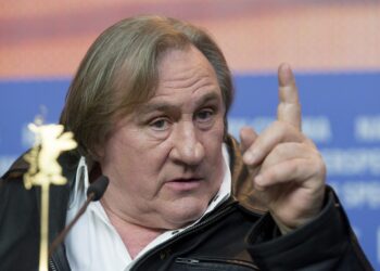 La Fiscalía confirma su petición de juicio a Depardieu por violación a una actriz