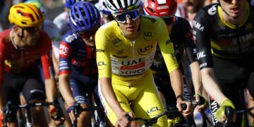 Pogacar, pieza de caza mayor en Pirineos