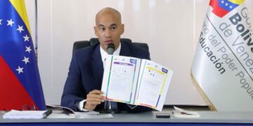 Ministerio de Educación comenzó revisión para «ordenar» contenidos de Castellano